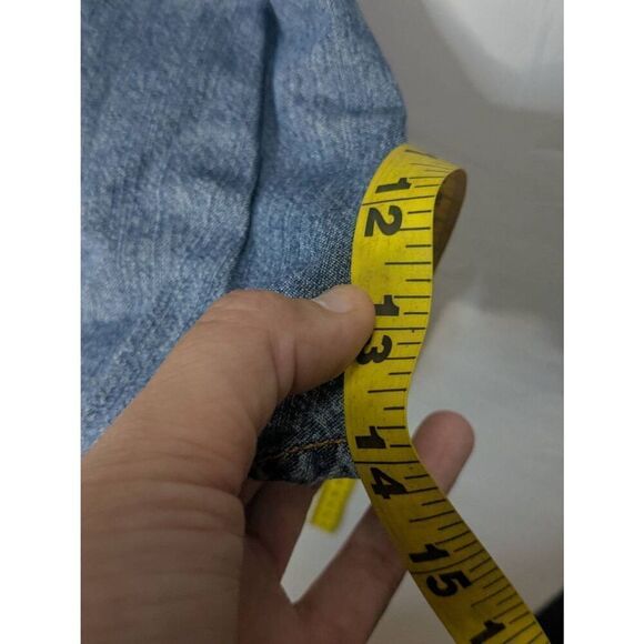 Vintage Levis Light Denim Pearl Snap Yoked Vest S Small - Picture 5 of 7